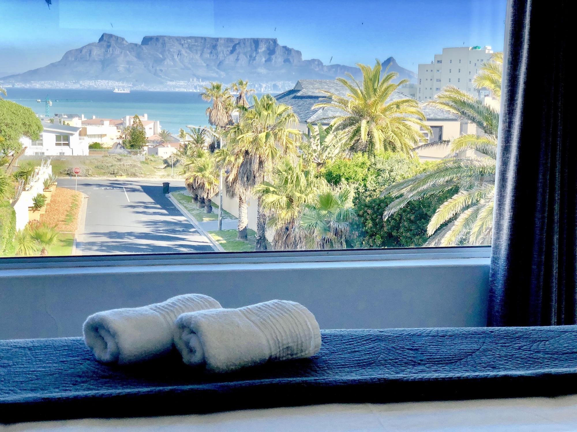 5 Options Guest House Bloubergstrand Extérieur photo