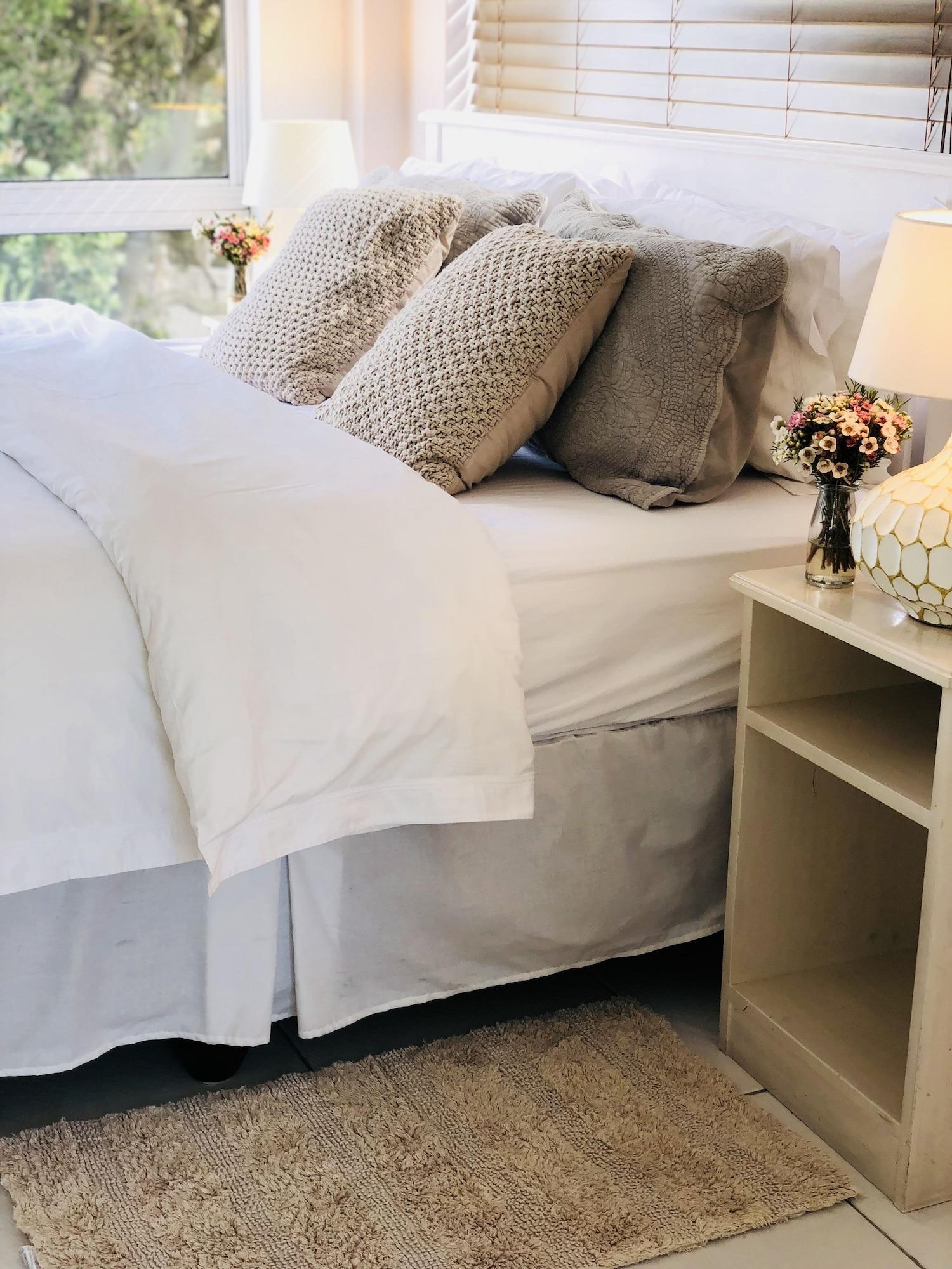 5 Options Guest House Bloubergstrand Extérieur photo