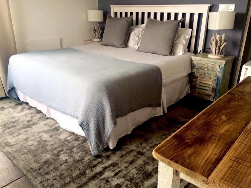 5 Options Guest House Bloubergstrand Extérieur photo